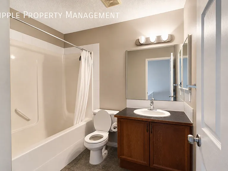 149 Cougar Plateau Way SW — Photo 8