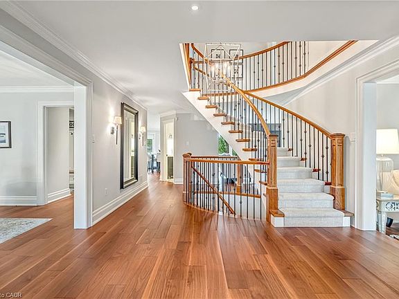 4th image of 4133 Millcroft Park Dr