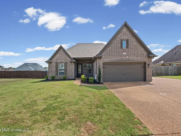 4276 Ridgemont Rd, Olive Branch, MS 38654