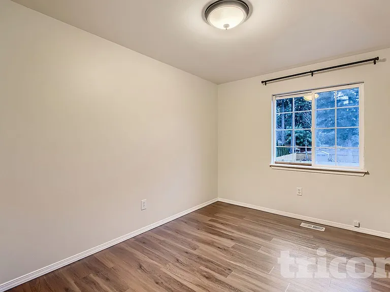 4111 176th Pl NE — Photo 7