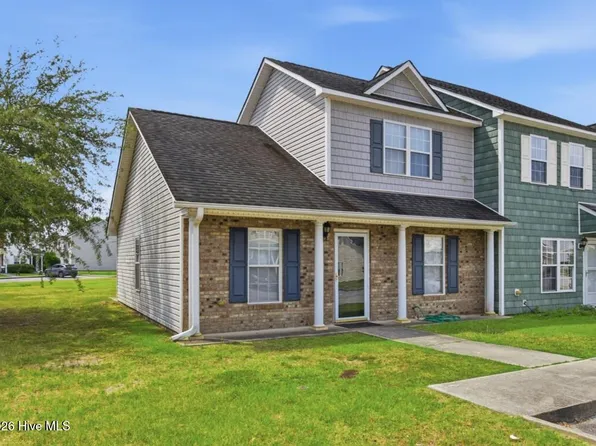801 Springwood Drive, Jacksonville, NC 28546