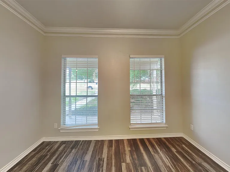 1701 Shiprock Dr — Photo 6