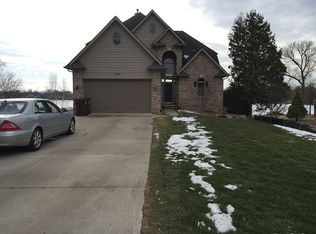 1535 Vanstone Dr, Commerce Township, MI