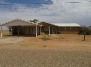 100 15th St, Seagraves, TX 79359