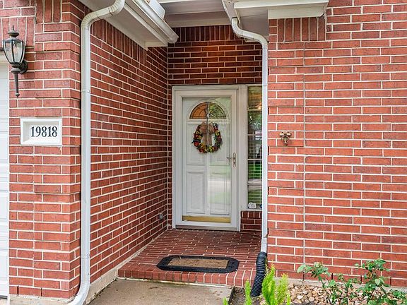 This home has four sides brick that is so easy to maintain! A storm door allows you to leave the front door open and let the natural light flow in!