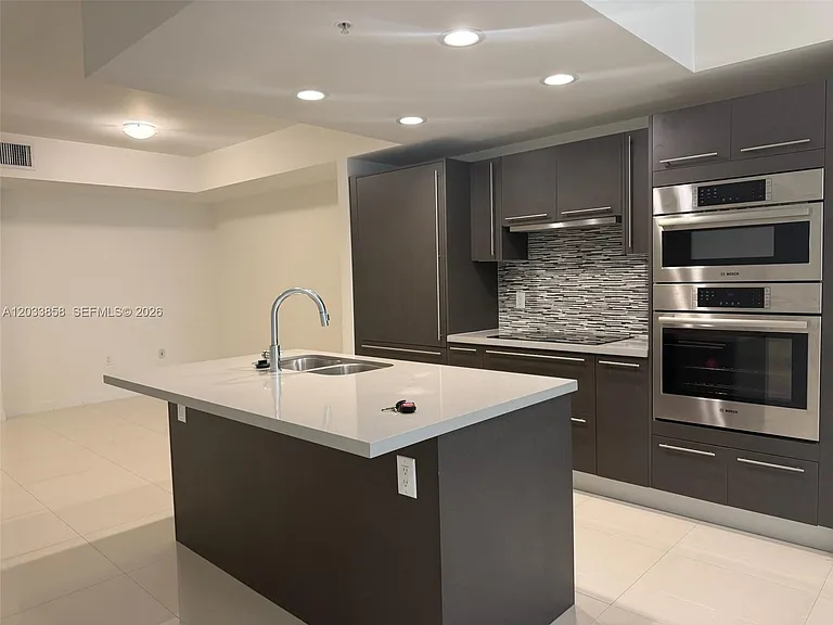 7825 NW 107th Ave #218 — Photo 7