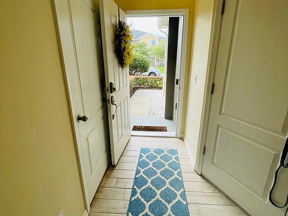 4th image of 2825 Adelaide Ct