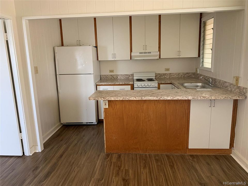 2nd image of 927 Spencer St #3