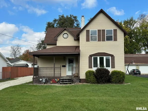 205 W South St, Knoxville, IL 61448
