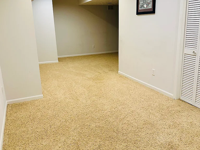 5273 Ivy Hill Dr — Photo 31
