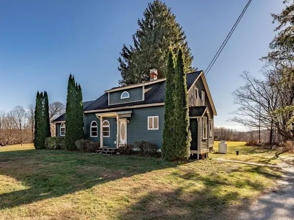 1665 Main Rd, Granville, MA 01034