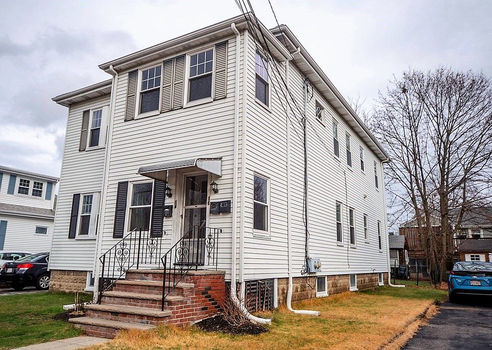 1st image of 14 Woodlawn St #1