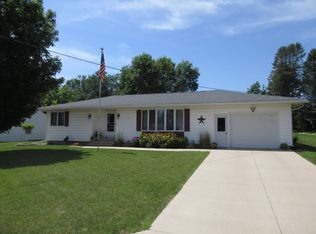 117 S Morrison Ave, Jackson, MN 56143