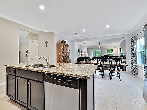 3rd image of 263 White Marsh Dr