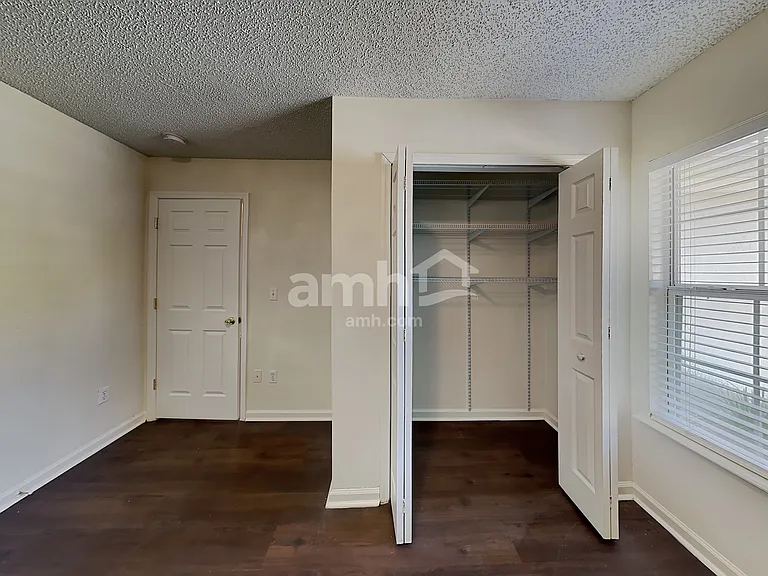 766 E Martin Lakes Dr — Photo 19