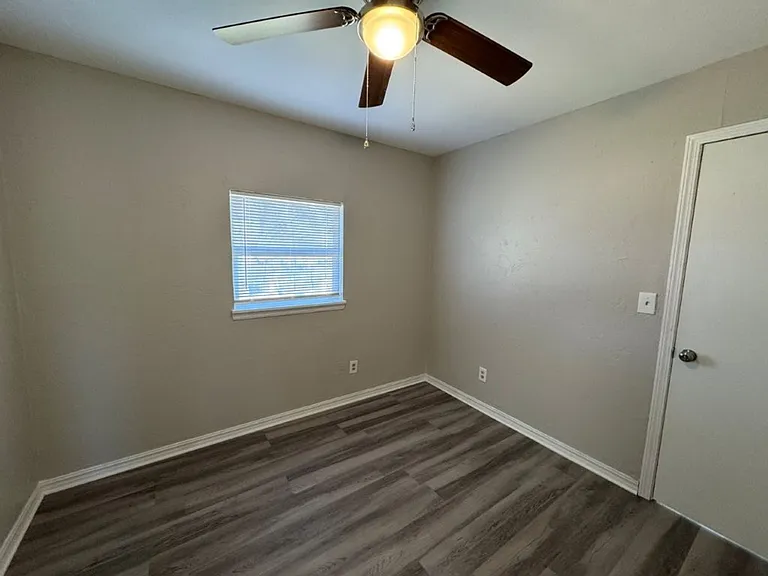 1933 Rulane Dr — Photo 10