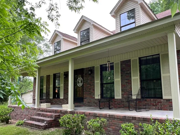 165 Whitten Ln, Florence, AL 35633