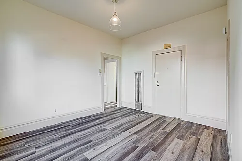 379 Chestnut St — Photo 8