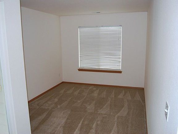 5th image of 13029 158th Street Ct E