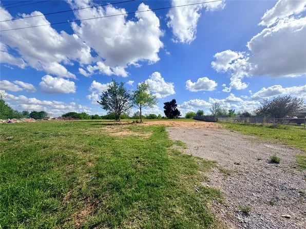 517 County Road 1390, Chickasha, OK 73018