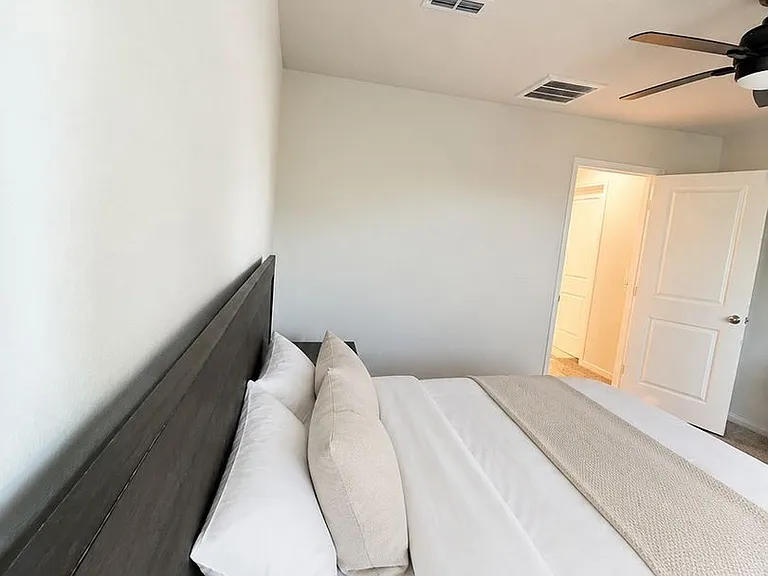 1613 Mountain Ash Ln — Photo 16