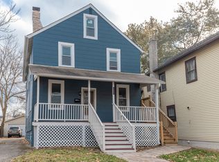 1031 Grove St, Downers Grove, IL 60515