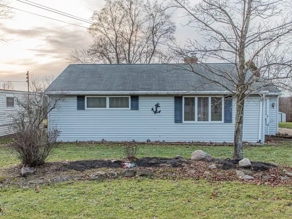 4453 N Leavitt Rd NW, Warren, OH 44485