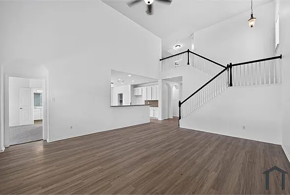 1009 Youkum Ct — Photo 12