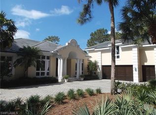 843 Barcarmil Way, Naples, FL 34110