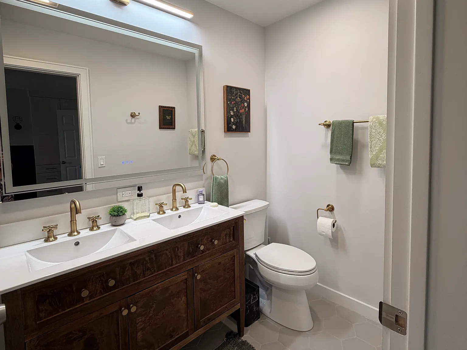 3 bed, 1350 sqft, $4,500 — Photo 4