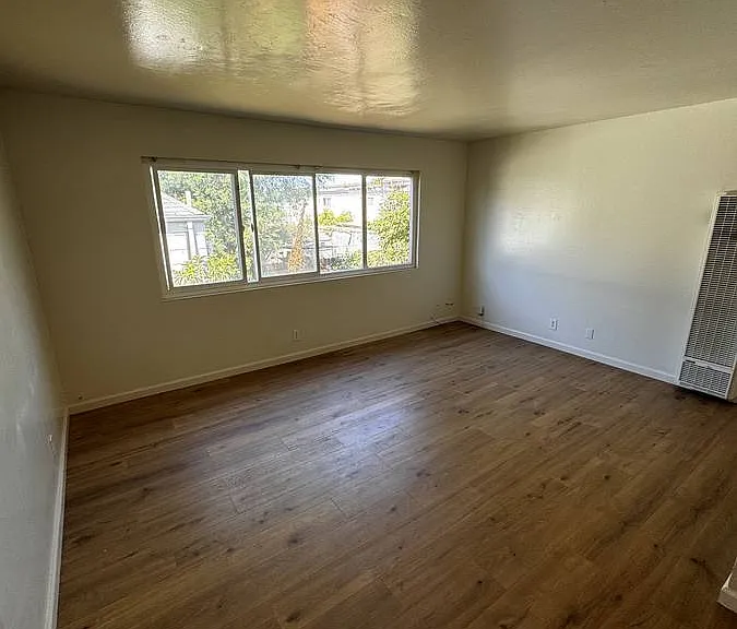 10786 Pippin St — Photo 4