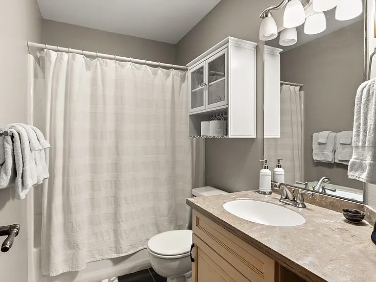 1750 E Lakeshore Dr #203 — Photo 15