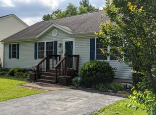 2607 Churchill Dr NW, Roanoke, VA 24012