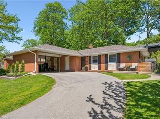 9 Heather Ave, Cambridge, ON N3C 1X2
