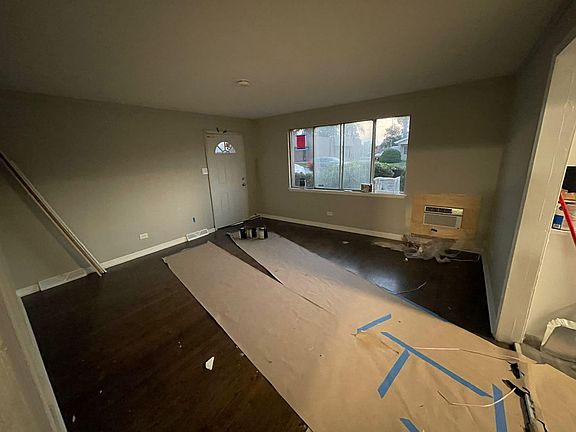 3rd image of 443 Prairie Ave #1
