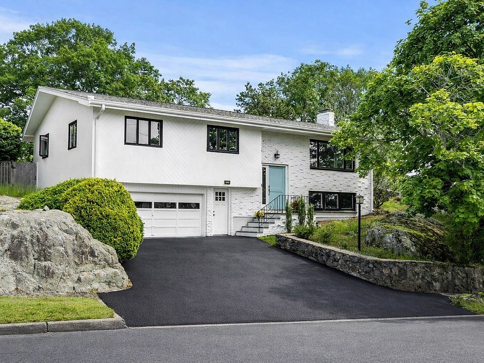 1st image of 20 Parsons Dr