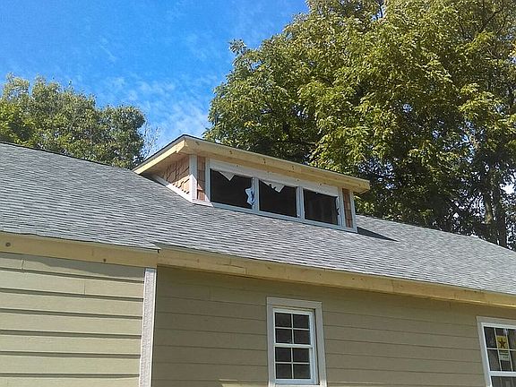 5th image of 1274 Hannibal St