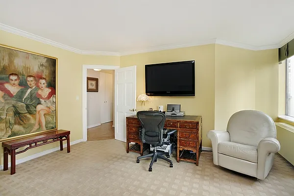 Sold by Corcoran | media 6