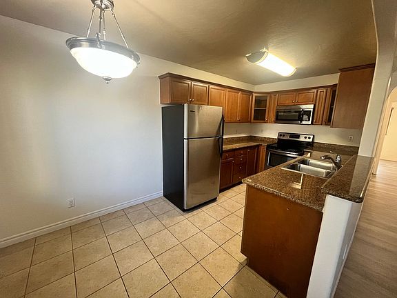 5th image of 792 Avocado Ave Unit 31