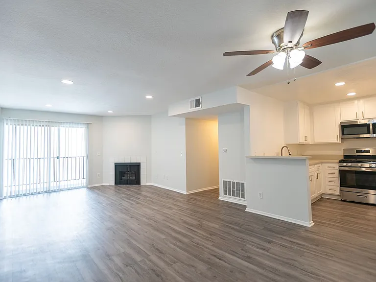 14056 Valleyheart Dr. — Photo 26