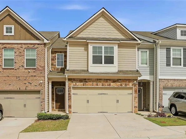 7641 Squire Ct, Fairburn, GA 30213
