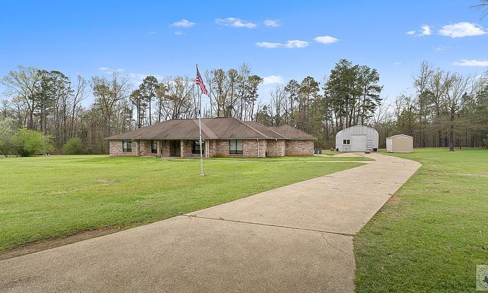 1st image of 33 Hickory Oak Ln
