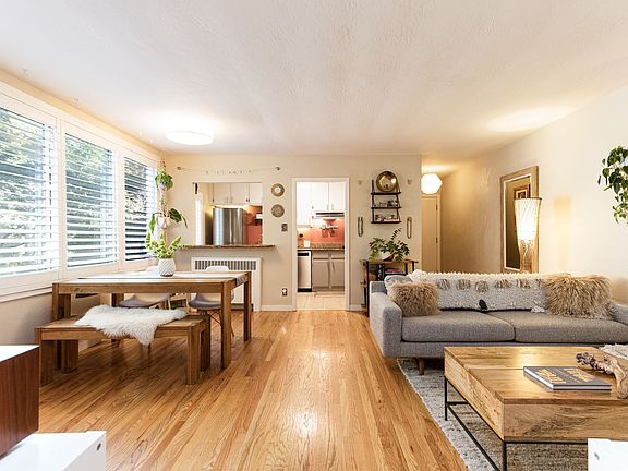 4th image of 177 N El Camino Real APT 27