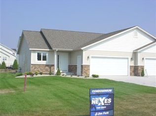 1742 Grevel Ct, Fruitport, MI 49415