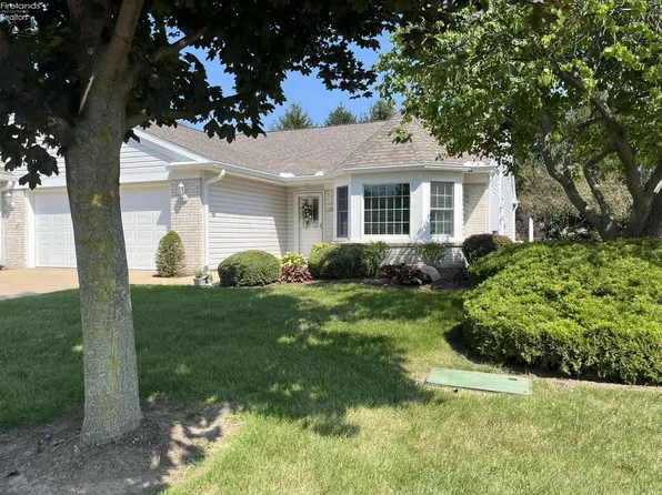 1719 E Waterberry Dr, Huron, OH 44839