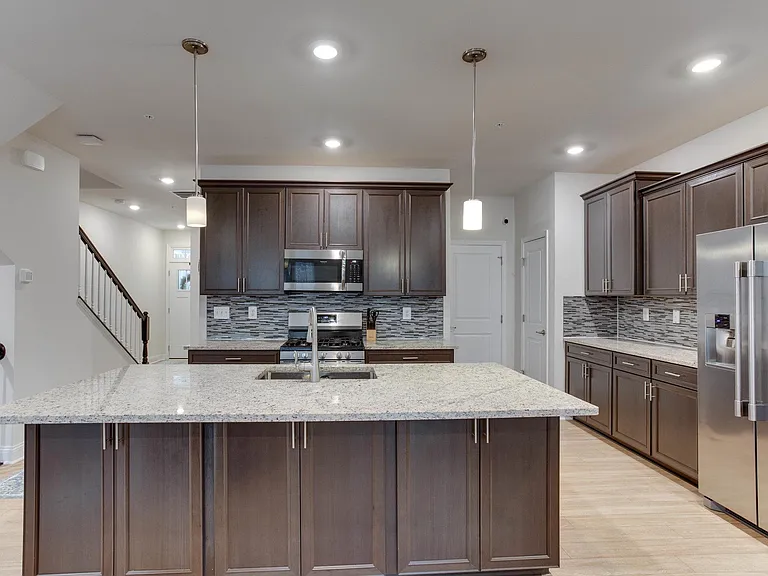 1295 Orchid Rd — Photo 6