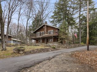28 Scenic View Dr, Naples, ME 04055