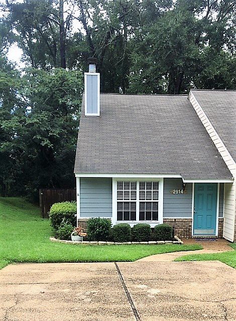 1st image of 2914 Richview Park Cir N
