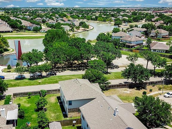 3rd image of 3015 Dillon Wood Ct