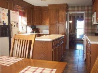 100 Sedburgh Dr, Goose Creek, SC 29445